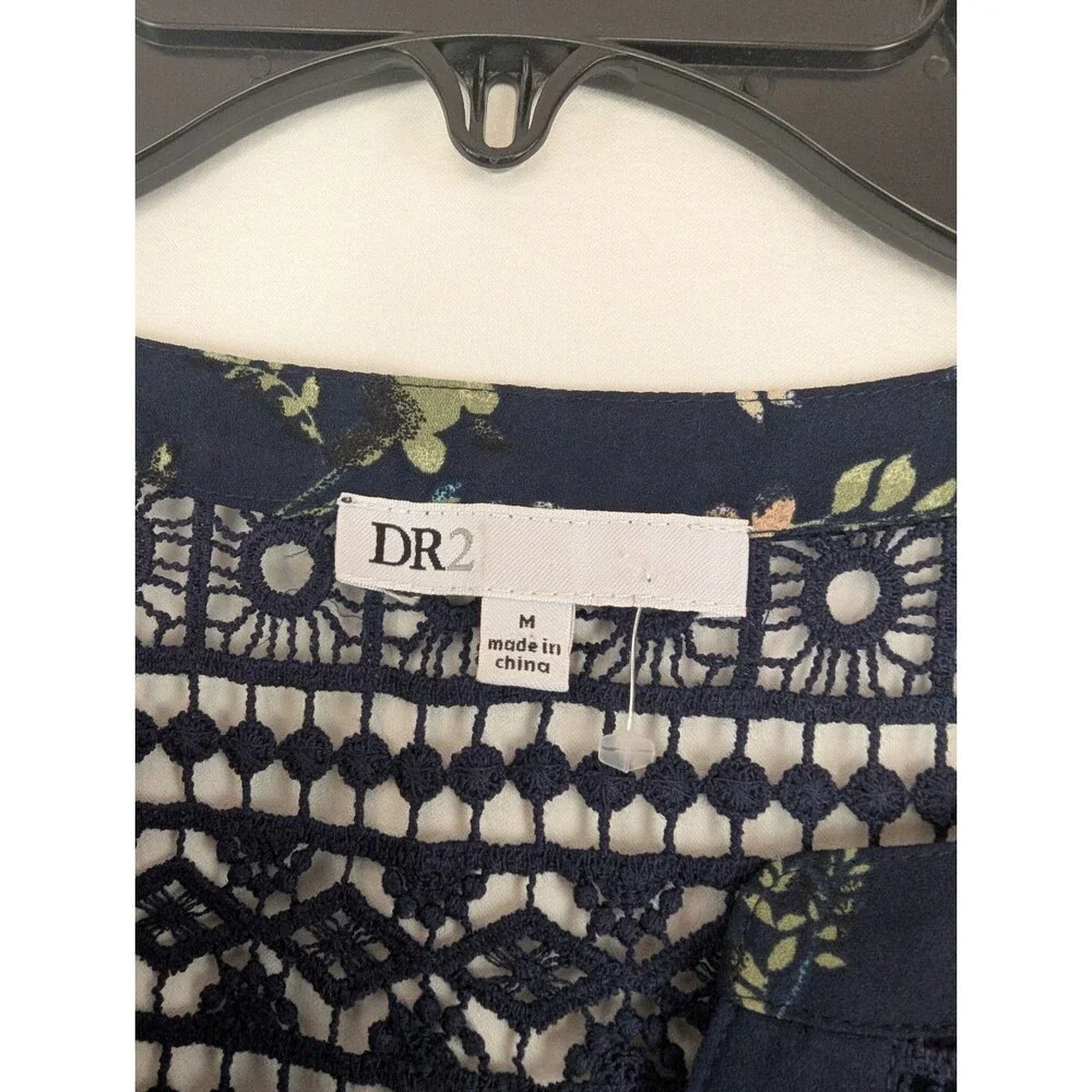 DR2 Tank Top Blouse Size М Womans Navy Blue Floral Sleeveless Crochet Trim - Picture 4 of 7